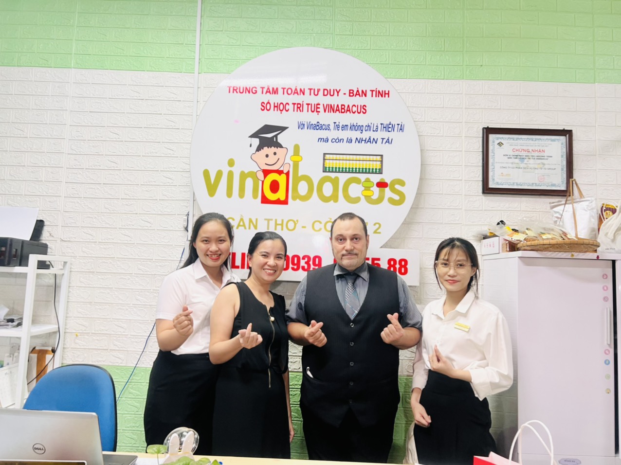 Giáo viên của Vinabacus có những khác biệt gì các chương trình khác ?