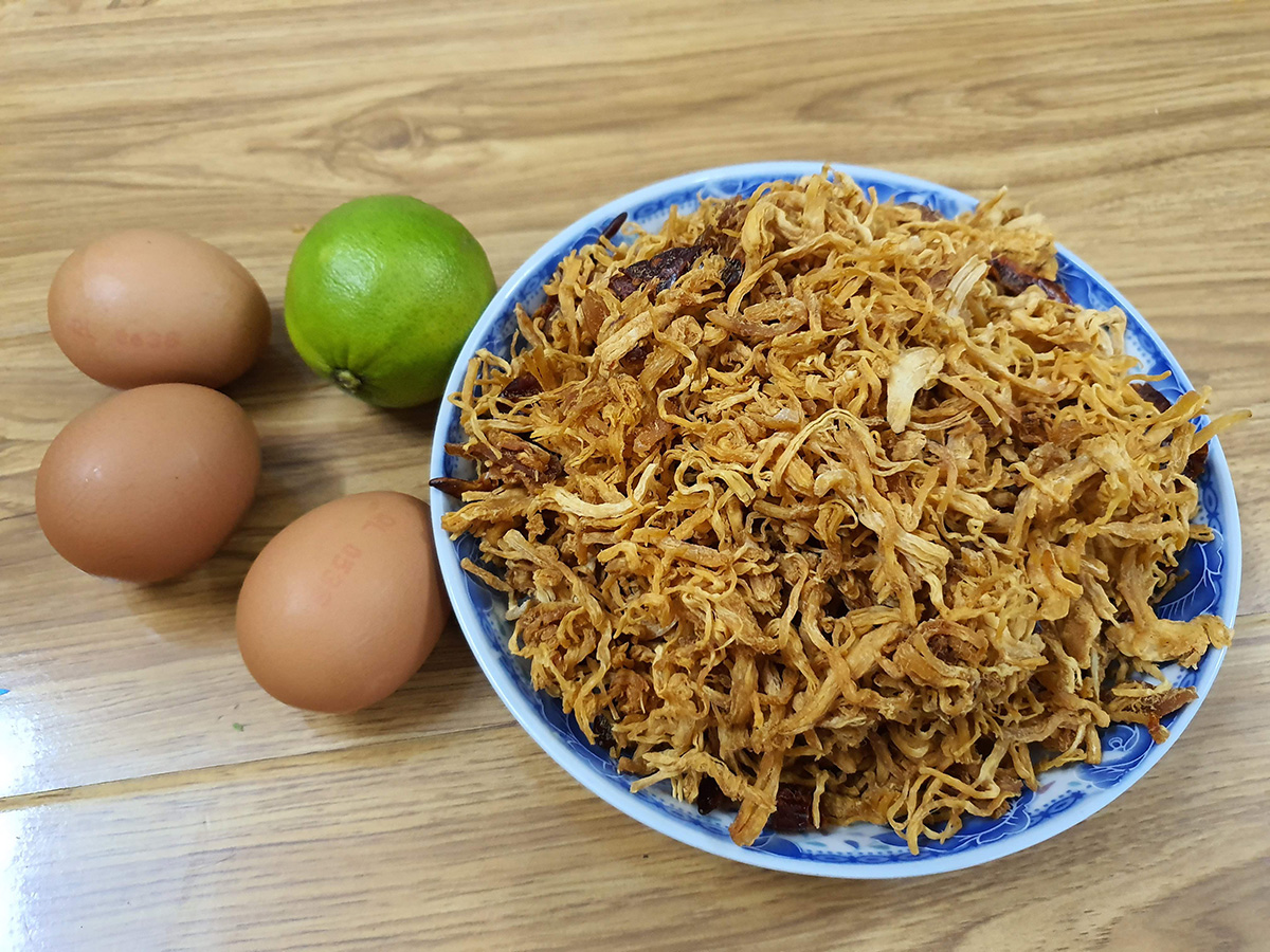 Nên làm khô gà tại nhà?