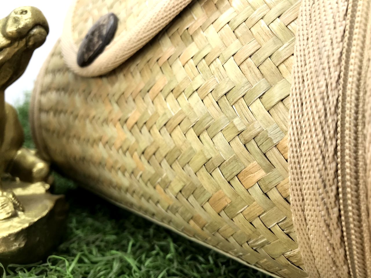 Giá cả hợp lý với nhiều đối tượng