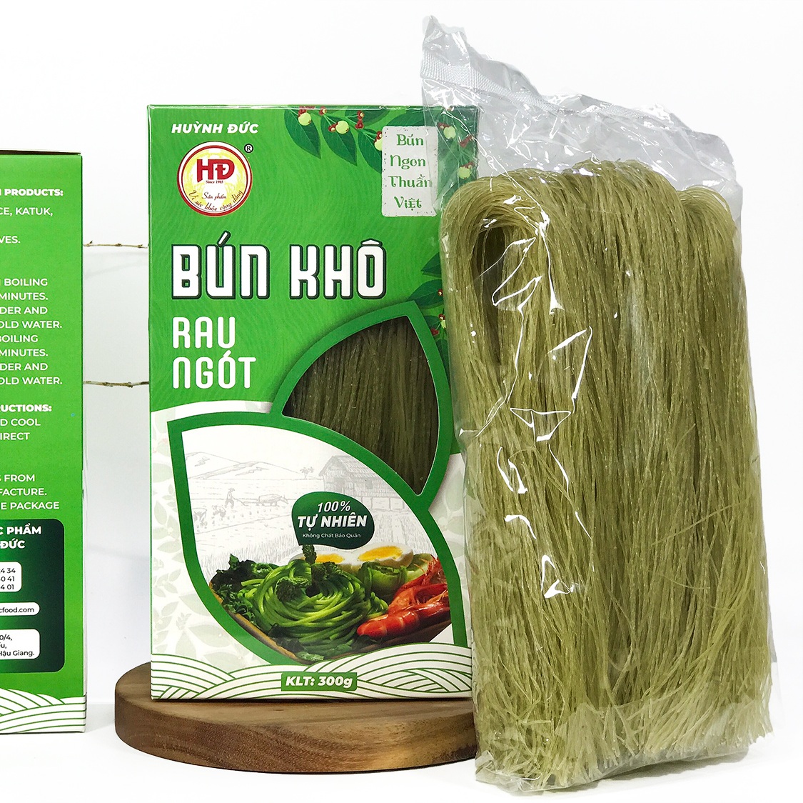 81887eEf6_6c4f1 61_85506284364C Hướng dẫn làm bún thịt heo xiên sả nướng hấp dẫn