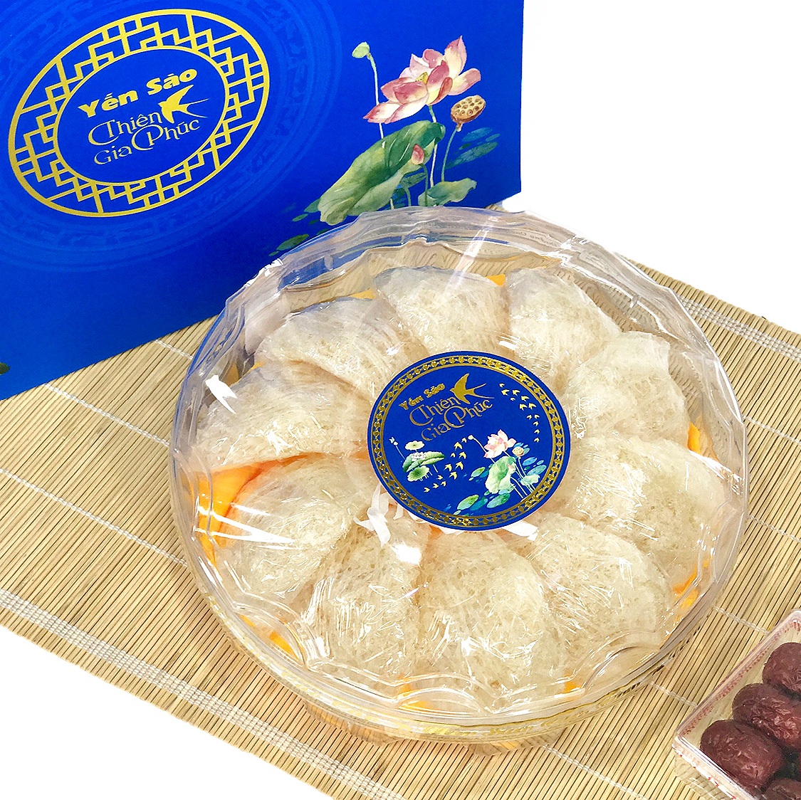 61_85506284364C Yến sào chưng nho khô có tác dụng gì? Cách chưng yến với nho khô
