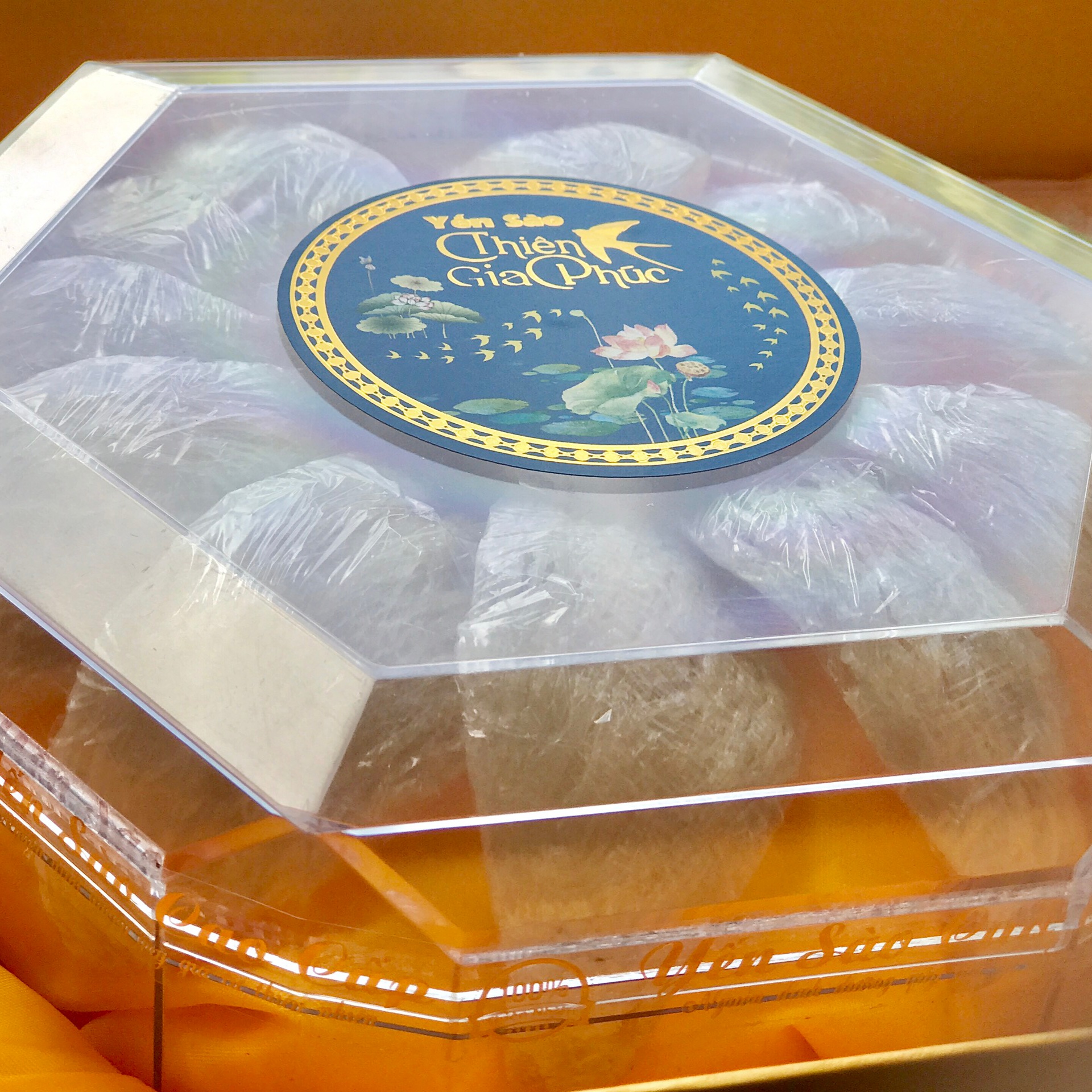 61_85506284364C Công dụng của yến sào chưng saffron. Cách chưng yến saffron tốt cho sức khỏe