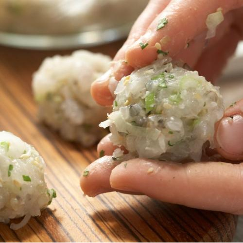 Chả tôm có chất gì?