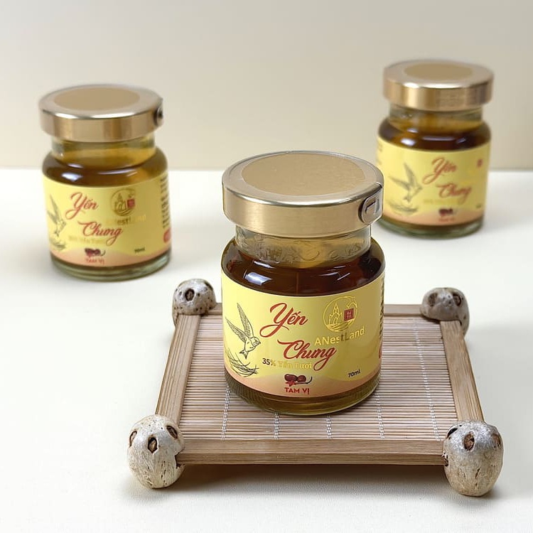 Yến chưng hạt sen