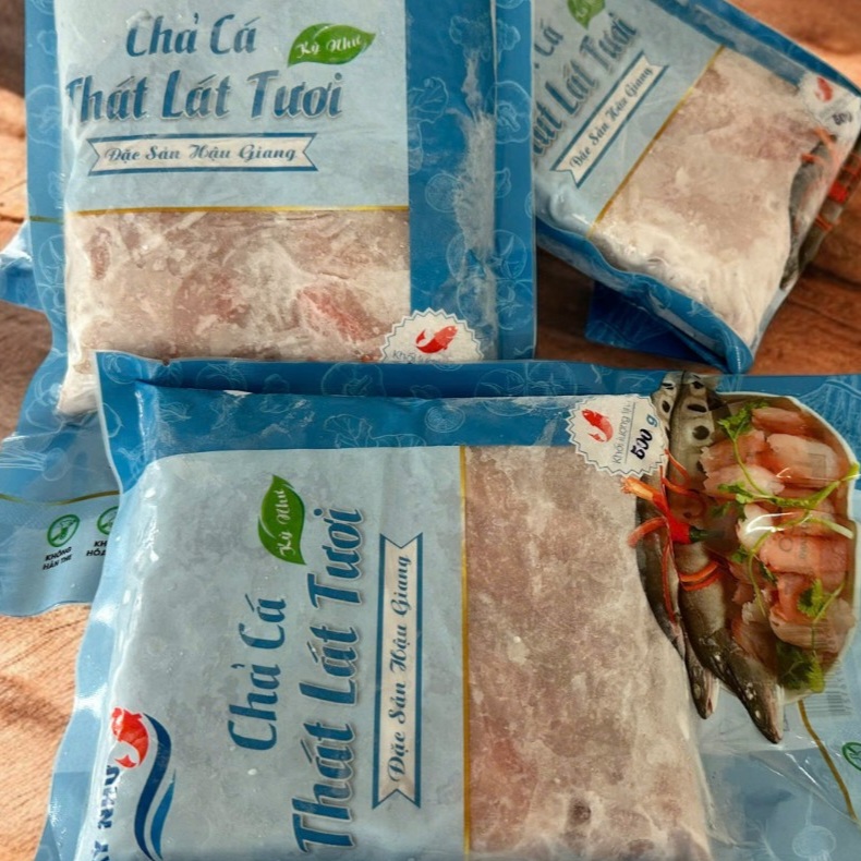 Xỏ khuyên ăn cá được không?