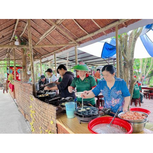 400 Khách Prosumer Hội Tụ Tại Tuấn Tường – Tham Quan Vườn & Thưởng Thức Ẩm Thực Đặc Sắc