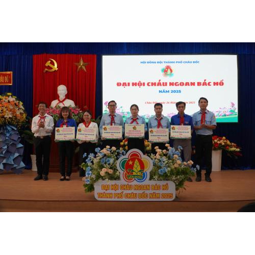 Châu Đốc Tổ Chức Đại Hội Cháu Ngoan Bác Hồ Năm 2025