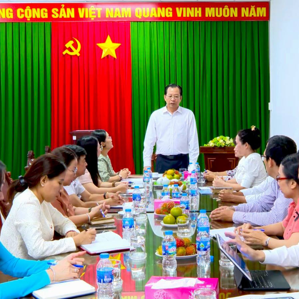 Nghiên Cứu Giải Pháp Nâng Cao Hiệu Quả Xúc Tiến Đầu Tư - Thương Mại Trên Địa Bàn Thành Phố