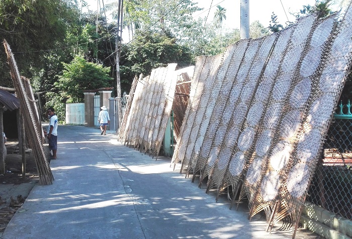 Làng nghề làm bánh tráng Thuận Hưng ở đâu?