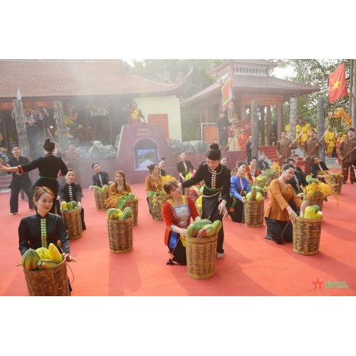 Đặc sắc Lễ hội Thành Bản Phủ Điện Biên