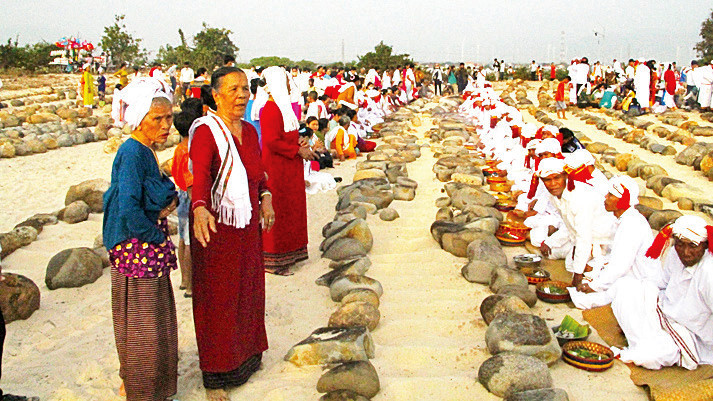 Độc đáo Lễ hội Ramưwan