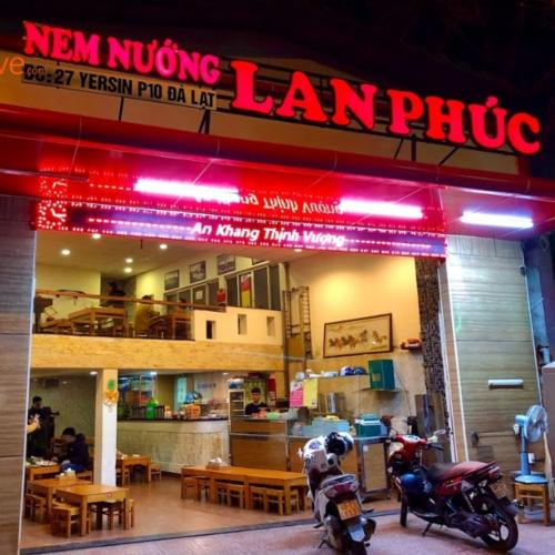 Nem Nướng Lan Phúc