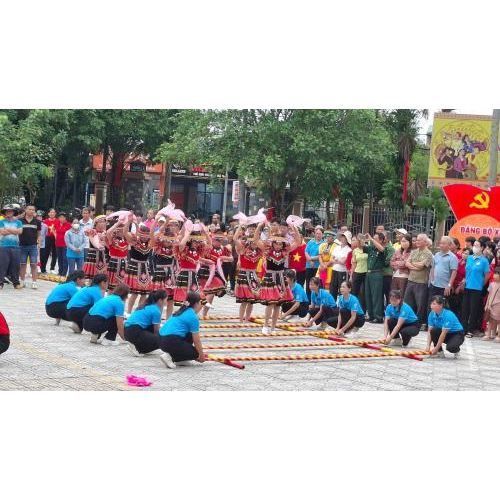 Sôi nổi Ngày hội Văn hóa, Thể thao các dân tộc xã Đạ Tẻh