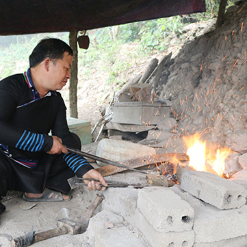 Làng Nghề Rèn Sơn La
