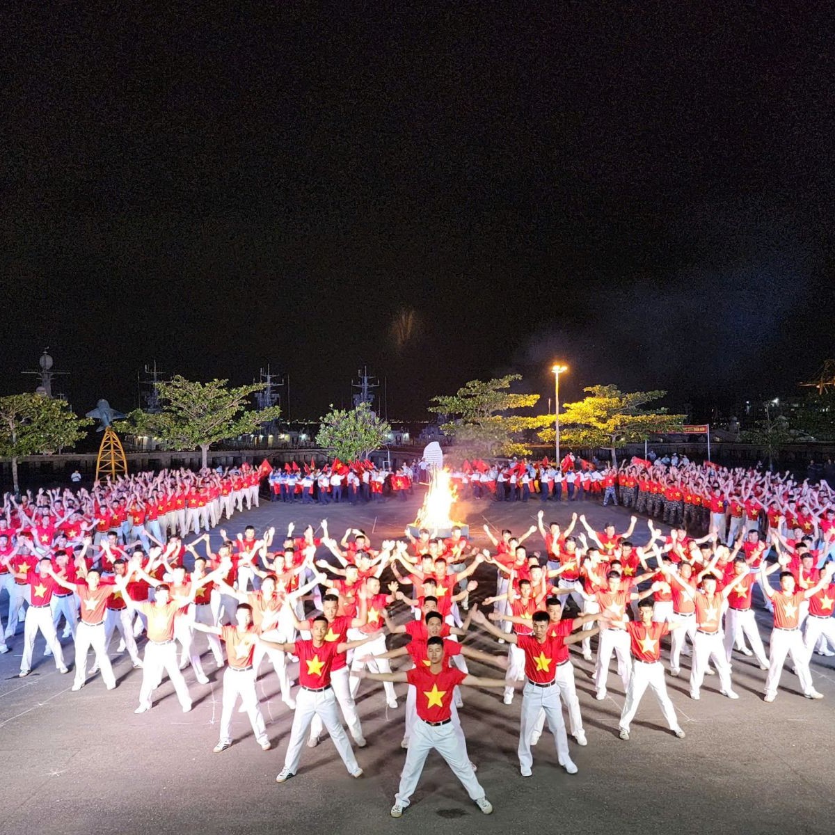 Sôi Nổi Chương Trình Dạ hội Thanh Niên