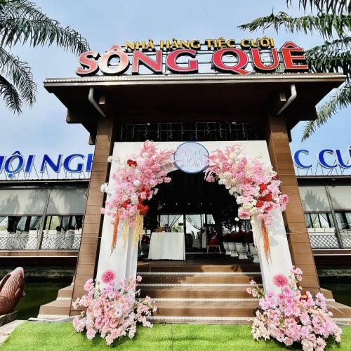 Nhà Hàng Ẩm Thực Sông Quê