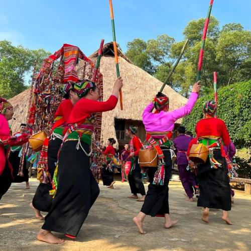 Lễ Hội Pôồn Pôông