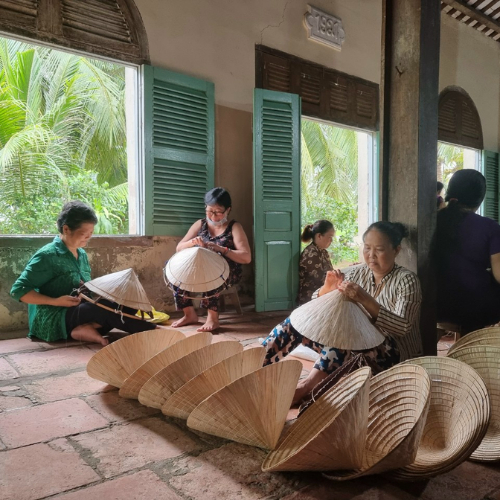 Làng Nghề Chằm Nón Lá Long Hồ