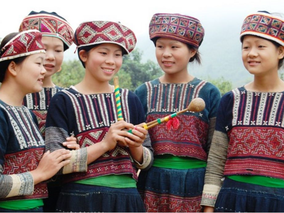 Câu chuyện về sự ra đời của lễ hội quét làng Sapa