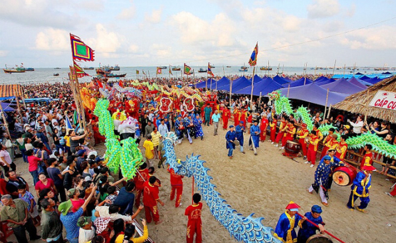 Lễ hội truyền thống Dinh Cô