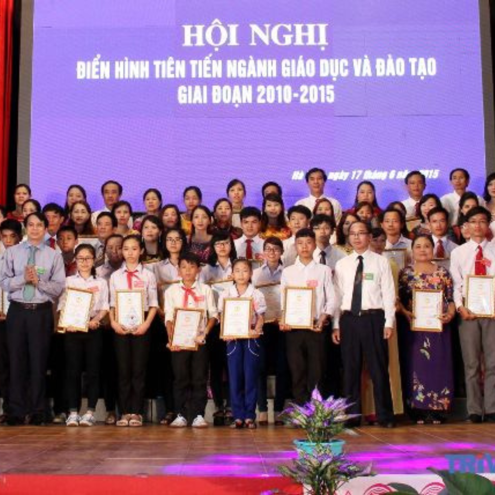 Ngành Giáo Dục Và Đào Tạo Hà Tĩnh: Giữ Vững Lá Cờ Đầu