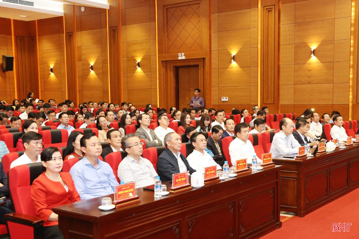 Hà Tĩnh hoàn thành 21/26 chỉ tiêu Nghị quyết 05 về chuyển đổi số