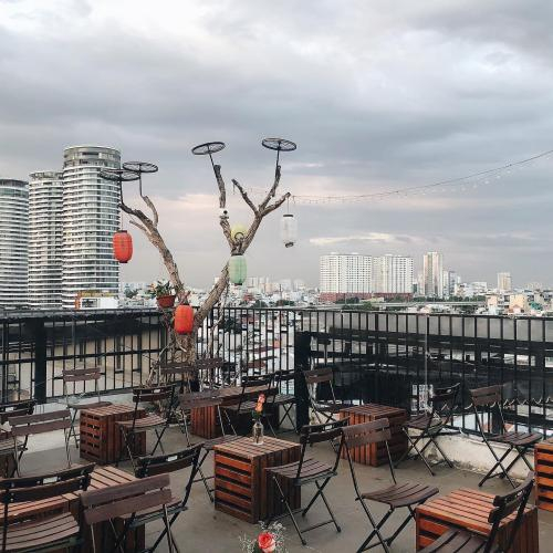 Check-in Hạ Long: Những quán cafe & bar view triệu đô và địa điểm sống ảo "cực chất"
