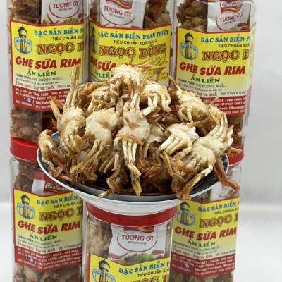 Ghẹ sữa rim gói (hộp) 1 kg đã chế biến ăn liền ngon ơi là ngon của shop Đặc Sản Biển Phan Thiết NGỌC DŨNG. Hạn sử dụng 12 tháng kể từ ngày đặt hàng