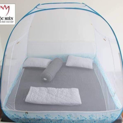Màn Chụp , Mùng Chụp Cao Cấp Mộc Miên Đỉnh Rộng - Kích Thước 1,4mx2m ( Trắng Viền Xanh )