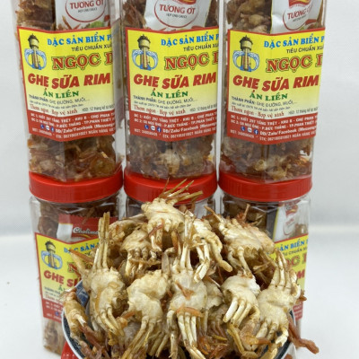 Ghẹ sữa rim gói (hộp) 1 kg đã chế biến ăn liền ngon ơi là ngon của shop Đặc Sản Biển Phan Thiết NGỌC DŨNG. Hạn sử dụng 12 tháng kể từ ngày đặt hàng