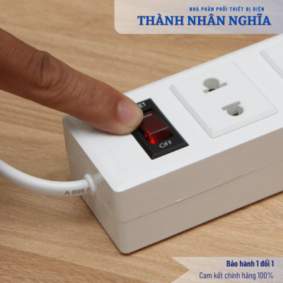 Ổ Cắm Điện Quang ĐQ 002A-02 ( 3 lỗ ) - Hàng chính hãng