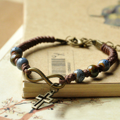 Vòng tay gốm dân gian dễ thương mix cây thánh giá VGOM43