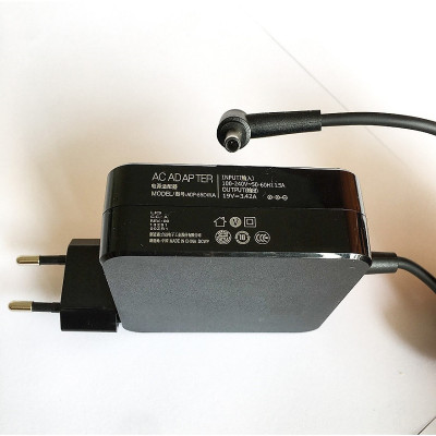 Sạc dành cho Laptop Asus X556U, X556UA, X556UR, X401, X452, X455, X450 Adapter 19V-3.42A hàng nhập khẩu.
