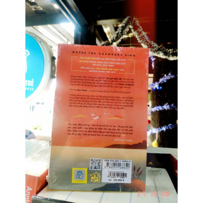 Xa Ngoài Kia Nơi Loài Tôm Hát - Where The Crawdads Sing