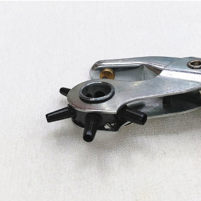 Kìm bấm lỗ dây nịt da, bấm lỗ dây đồng hồ nhiều kích cỡ lỗ khác nhau - Hàng chính hãng