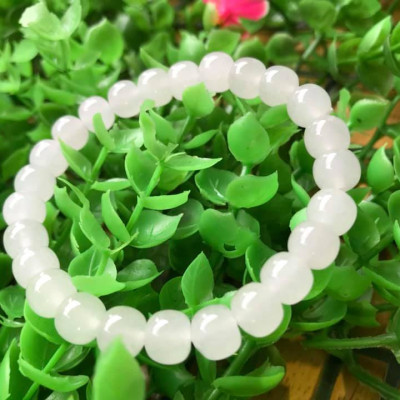 Vòng Tay Phong Thủy May Mắn Đá Ngọc Hoà Điền TRẮNG Tự Nhiên  Size 8mm Màu Trắng Ngọc bóng đẹp  Nữ mệnh Kim mệnh Thủy ạ