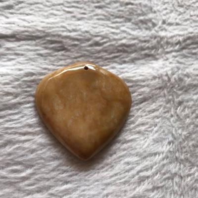 MẶT DÂY CHUYỀN NAM HÌNH TRÁI TIM ĐÁ CASIDON VÀNG 38MM