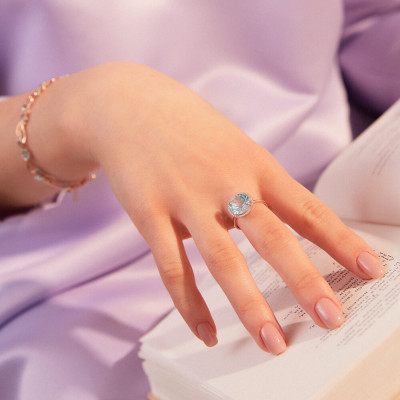 Nhẫn Vàng 14K Đính Topaz và 38 Viên Kim Cương Tấm