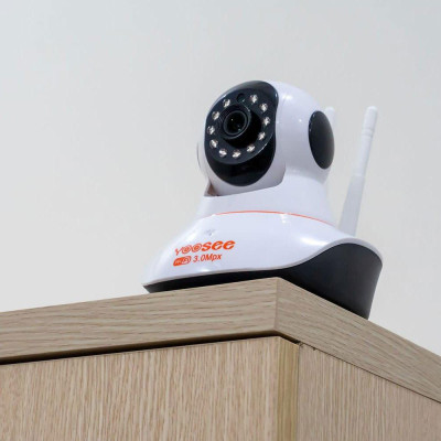 Camera Wifi Trong Nhà Yoosee 3Mpx Full HD, 3 Râu 11 Đèn Hồng Ngoại, Xoay 360 độ , Đàm Thoại 2 Chiều, Cảm Biến Báo Động – Hàng nhập khẩu
