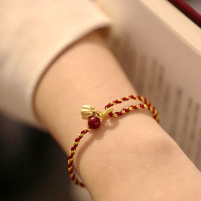 VÒNG TAY DÂY CHỈ ĐỎ ĐÀI SEN AN YÊN - TÂM BÌNH AN