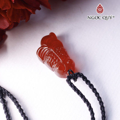 Mặt dây chuyền cá vàng đá mã não 32x16x8mm mệnh hỏa, thổ - Ngọc Quý Gemstones