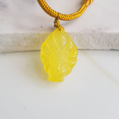 Mặt dây chuyền Hồ ly 9 đuôi hay chín đuôi đá mã não Vàng tự nhiên tặng kèm dây đeo hợp mệnh Kim Thổ Thủy Size Cao 30mm x ngang 20mm x d8mm Công dụng may mắn về mặt tình duyên, quyền lực, giúp nữ chủ nhân luôn xinh đẹp tài trí mang nhiều tài lộc quyến rũ 