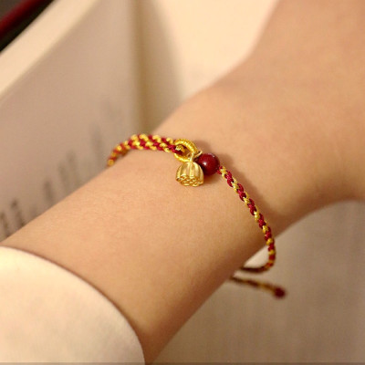 VÒNG TAY DÂY CHỈ ĐỎ ĐÀI SEN AN YÊN - TÂM BÌNH AN