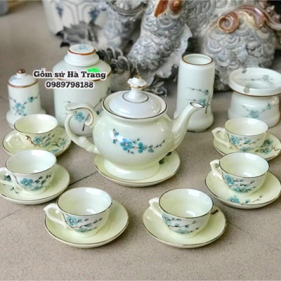 Bộ ấm chén phú quý gốm sứ Bát Tràng đủ phụ kiện y hình