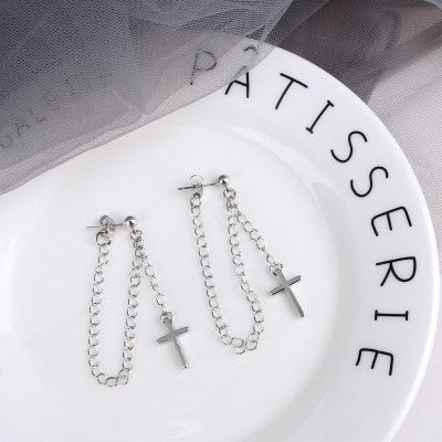 Bông tai unisex hot xuyên lục địa không thể bỏ lỡ