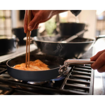 Combo 2 chảo chiên chống dính Ceramic cao cấp Joseph Joseph Space - 010749, tay cầm gấp gọn tiện dụng