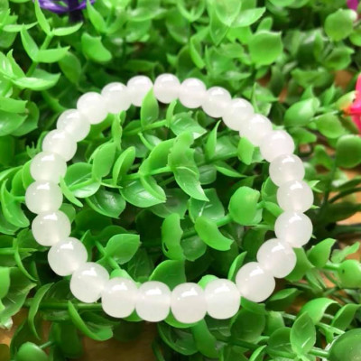 Vòng Tay Phong Thủy May Mắn Đá Ngọc Hoà Điền TRẮNG Tự Nhiên  Size 8mm Màu Trắng Ngọc bóng đẹp  Nữ mệnh Kim mệnh Thủy ạ