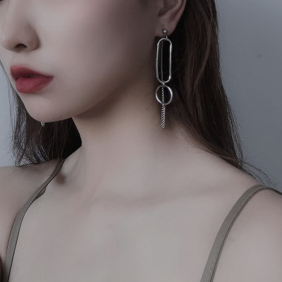 Bông tai hoa tai Titan cá tính bắt trend 1 đôi