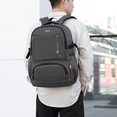 Balo laptop (15.6 inch) phong cách hiện đại - BEE GEE BLLT5588