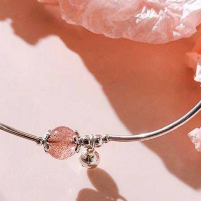 Lắc chân bạc đá thạch anh dâu phối chuông treo mệnh hỏa, thổ - Ngọc Quý Gemstones